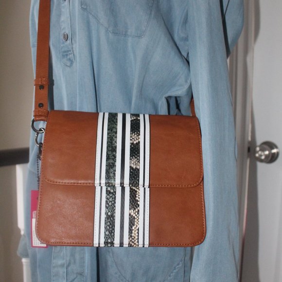 Circus Sam Eldelman Crossbody Bag - Picture 2 of 10